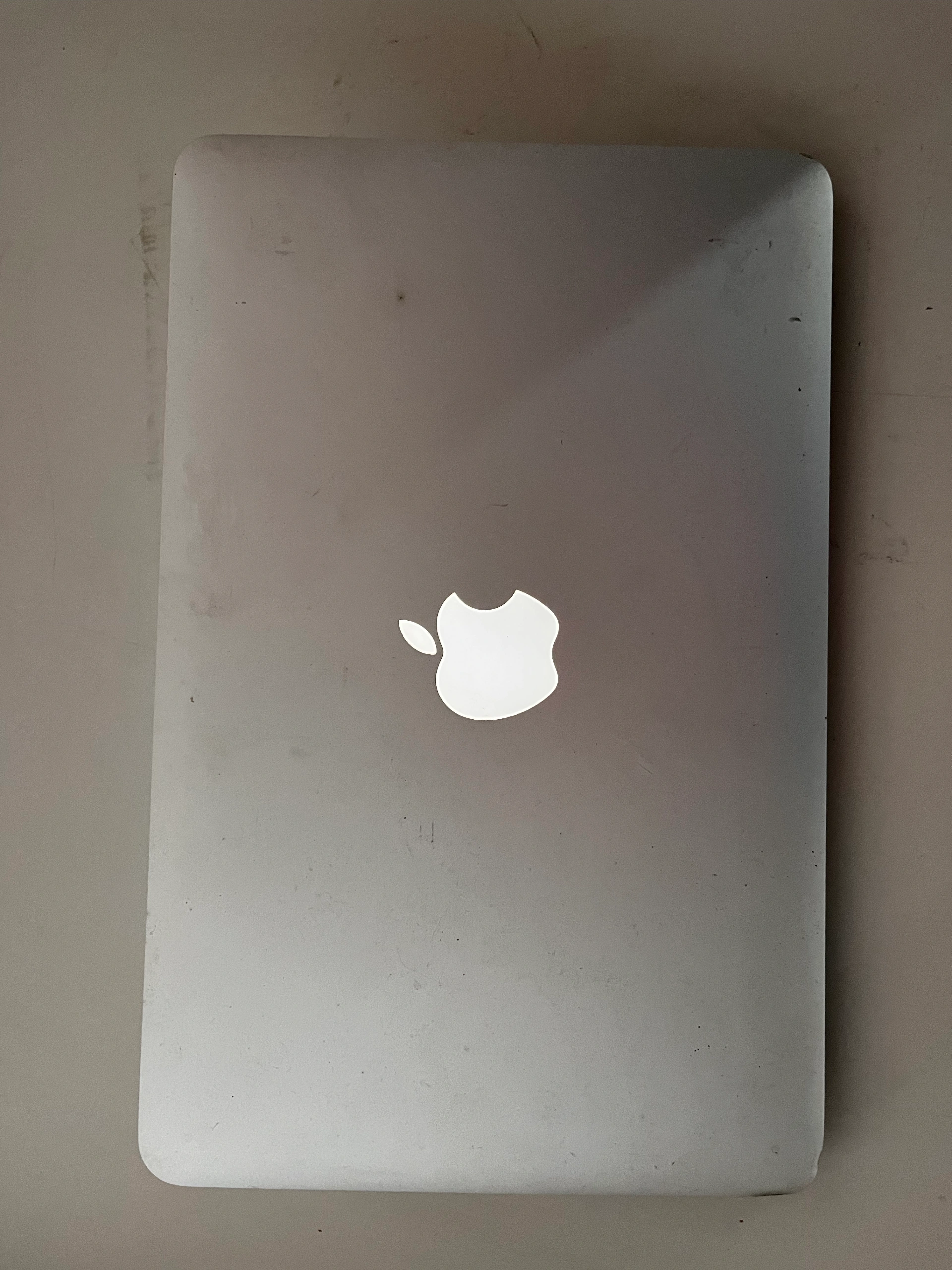 MacBook Pro 13 Mid 2009 Intel Core 2 Duo 2.53GHz 8GB RAM HD 500GB
